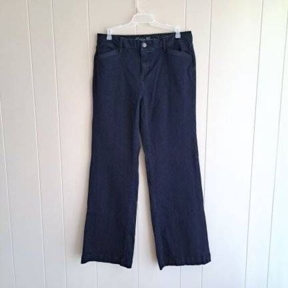 Eddie Bauer Women's Slightly Curvy Slim Straight Denim Pants Blue Size 10 - Picture 3 of 7